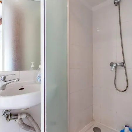 Mouraria 2 - View From French Balcony & Smart Check-in Appartement *