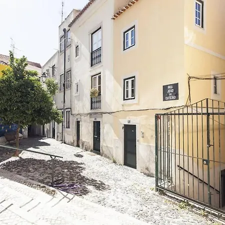Mouraria 2 - View From French Balcony & Smart Check-in Appartement Lissabon